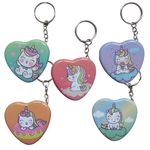 porte cles mais aussi boîte en métal avec licorne